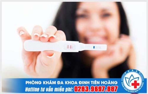 Que thử thai hai vạch rất mờ liệu có phải mang thai?