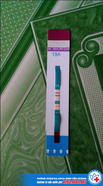Hình chụp que test hiv do bệnh nhân chia sẻ